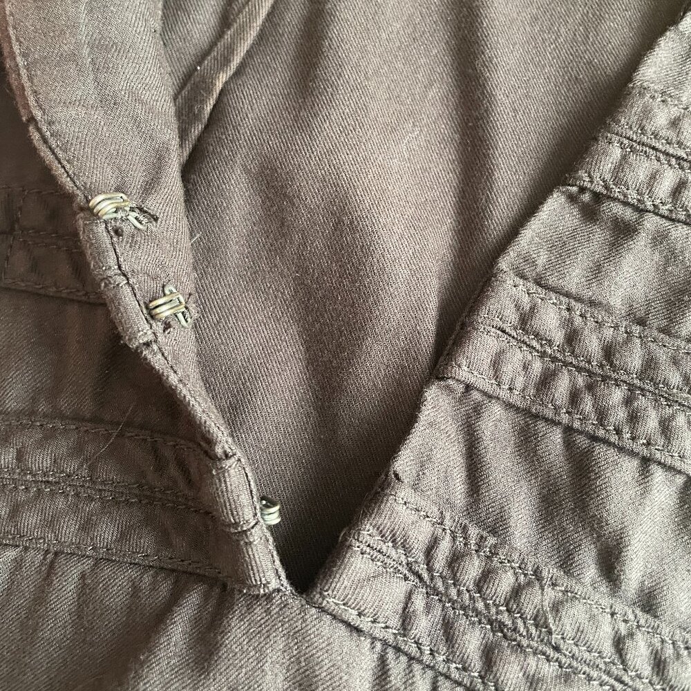 Size 12 H&M black military style top with silver buttons and short sleeves - Picture 9 of 14